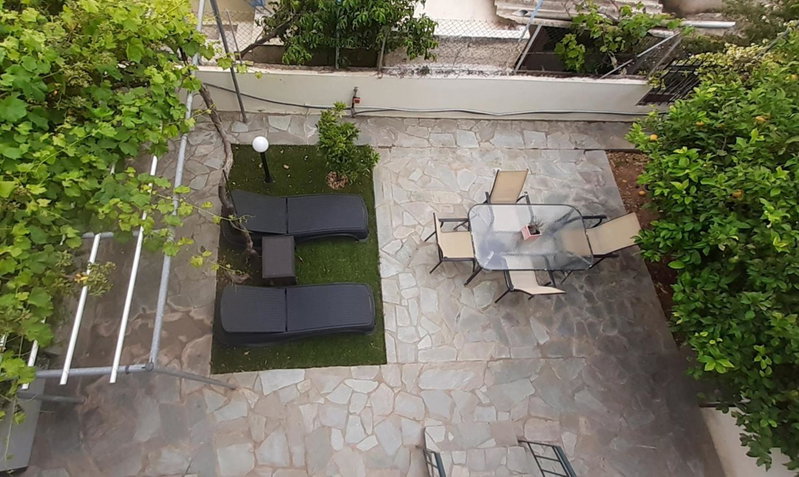 Cozy Apartments near the airport, Artemida, Greece