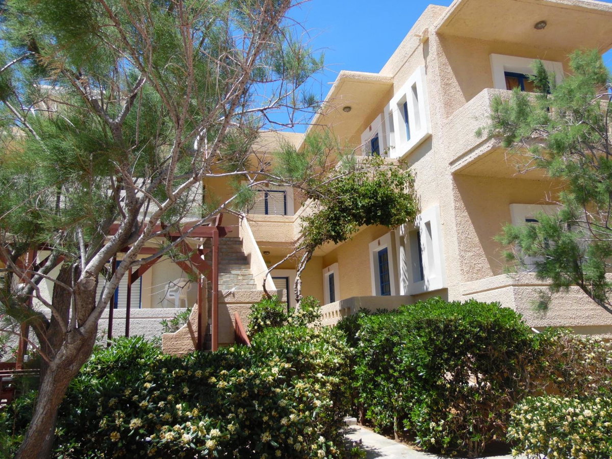 Hotel · Little Bay, Stavros