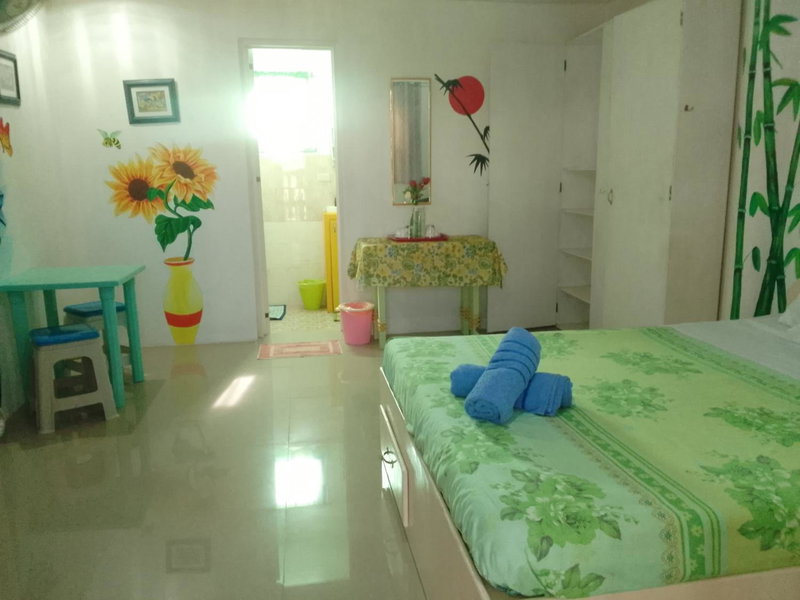 Cronin Residence, Oslob, Philippines