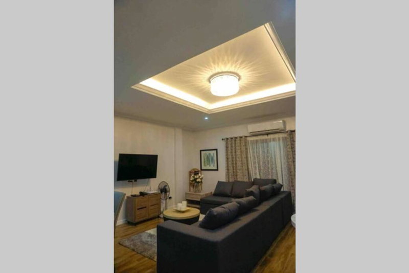 Franzon Apartment, Mactan, Philippines