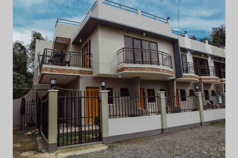 Franzon Apartment, Mactan, Philippines