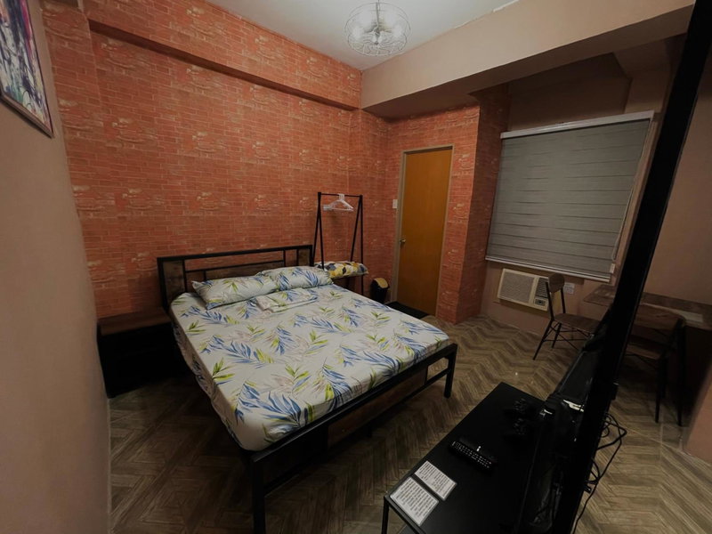 Staycation residences hotel quality transient Netflix wifi international cable tv hi speed fiber internet sanitize, Manila, Philippines