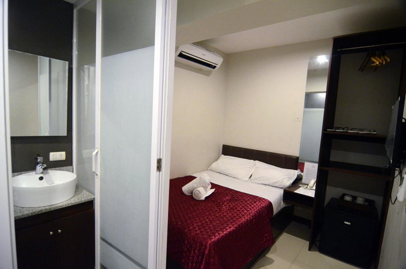 Regina Hometel, Manila, Philippines