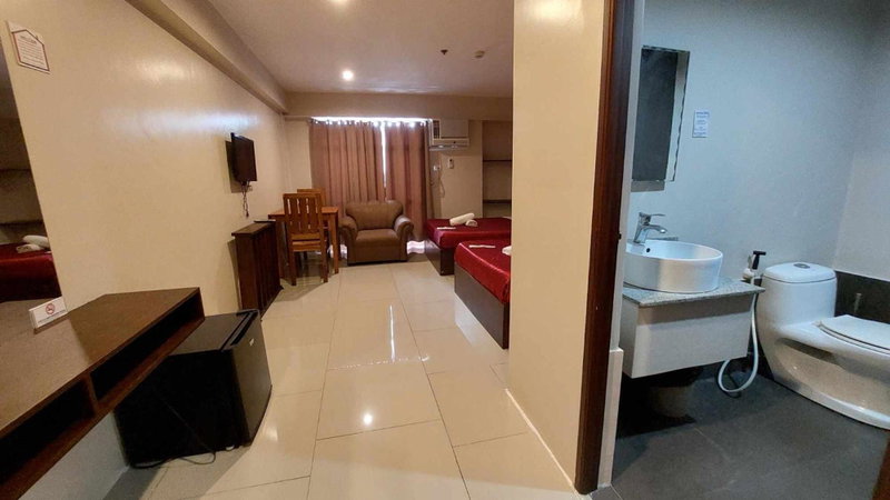 Regina Hometel, Manila, Philippines