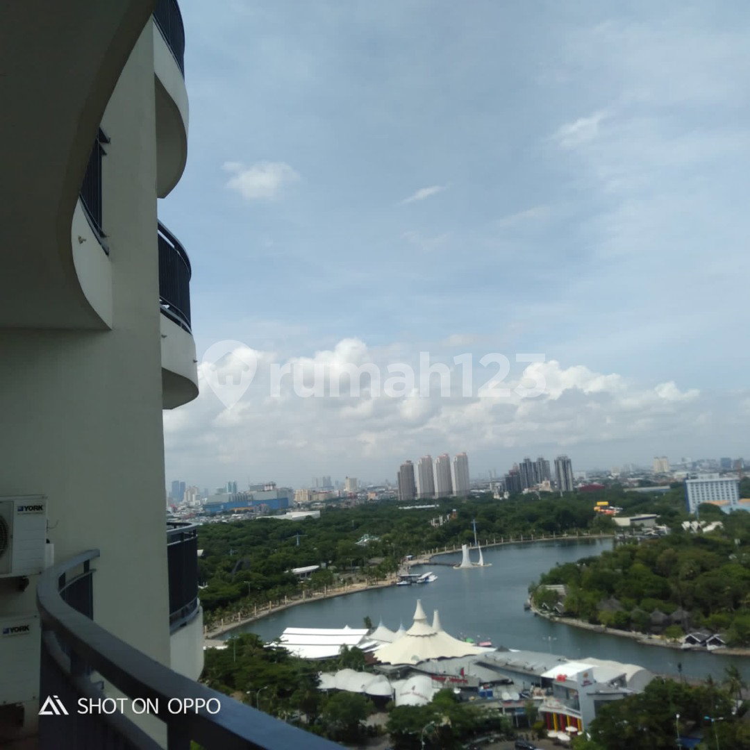Ancol Mansion, Индонезия