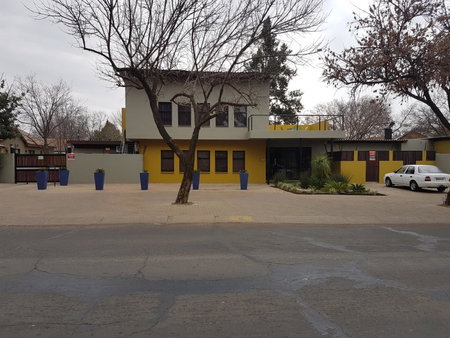 A Contempo Guesthouse, Bloemfontein, South Africa
