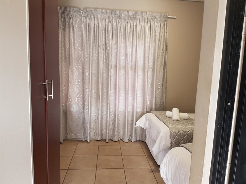 A Contempo Guesthouse, Bloemfontein, South Africa