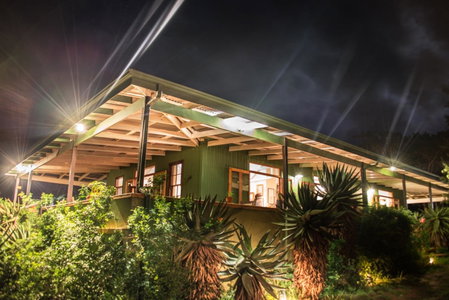 Three Tree Hill Lodge, Bergville, South Africa