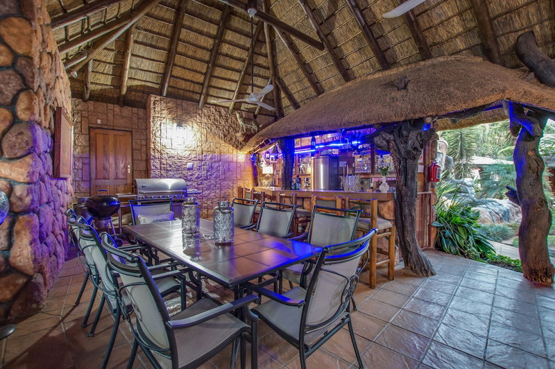 Kassaboera Lodge, Hartbeespoort, South Africa