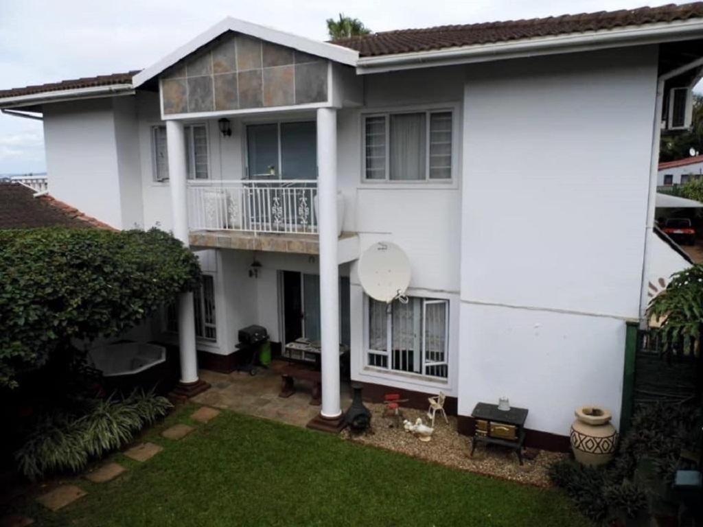 Bougainvillea BNB, South Africa