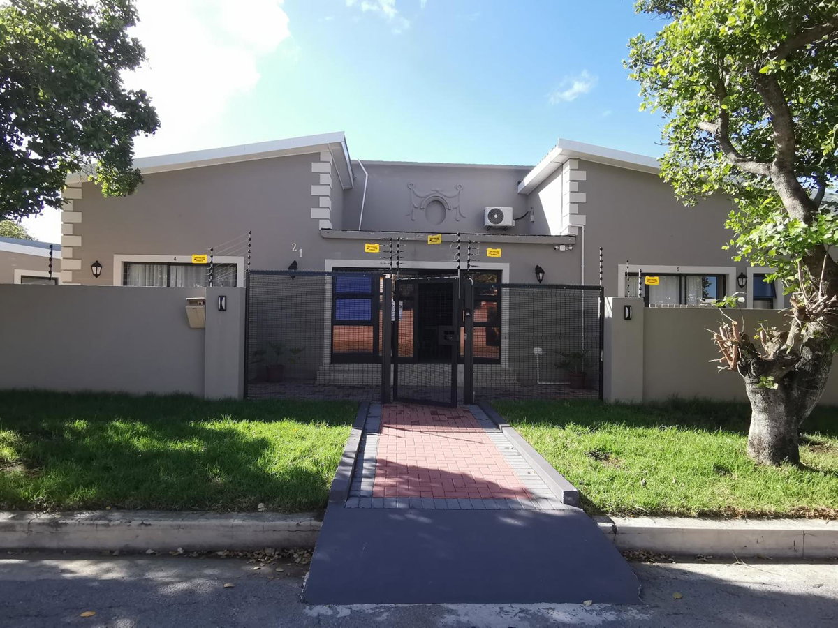 Lucolo Palace B&B - East London, South Africa