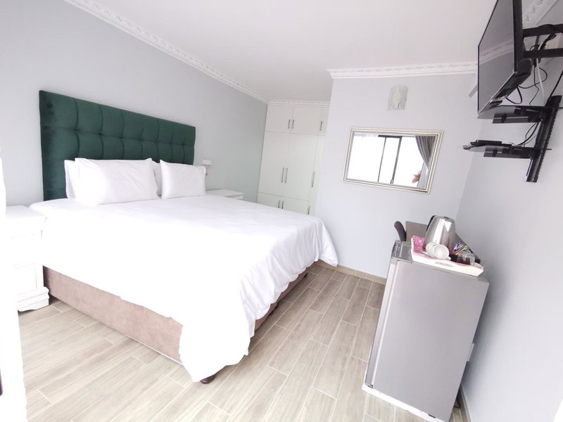 Lucolo Palace B&B - East London, East London, South Africa