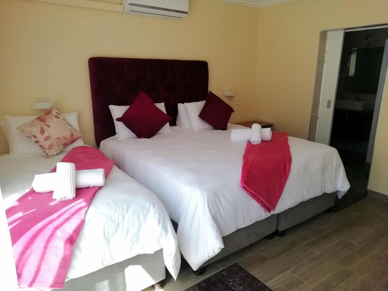 Lucolo Palace B&B - East London, East London, South Africa