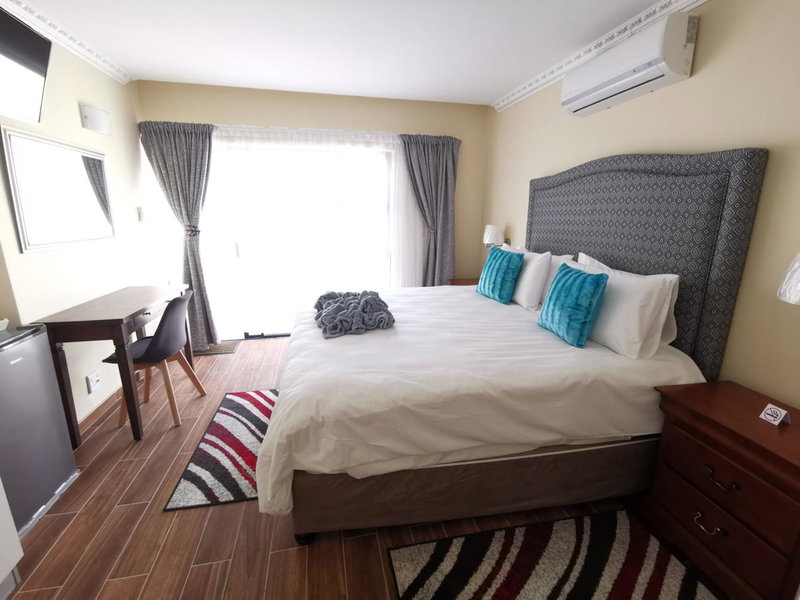 Lucolo Palace B&B - East London, East London, South Africa