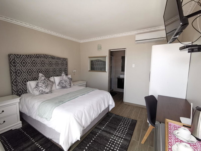 Lucolo Palace B&B - East London, East London, South Africa