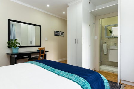 5 Bedroom 5 Bathroom Sea Point Villa with Secure Parking, Cape Town, South Africa