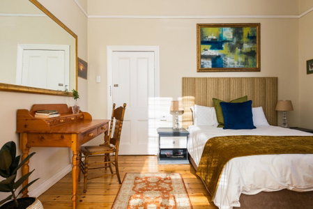 5 Bedroom 5 Bathroom Sea Point Villa with Secure Parking, Cape Town, South Africa