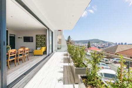Cambridge Suites #1 - Spectacular Balcony, Cape Town, South Africa