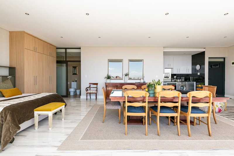 Cambridge Suites #1 - Spectacular Balcony, Cape Town, South Africa