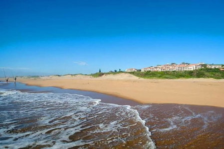La Mer Stunning Beachfront Apartment, Kingsburgh, South Africa