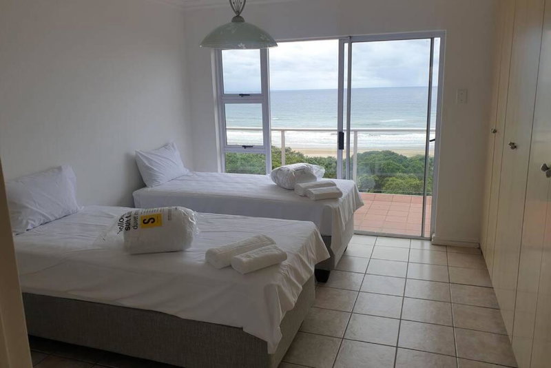 La Mer Stunning Beachfront Apartment, Kingsburgh, South Africa