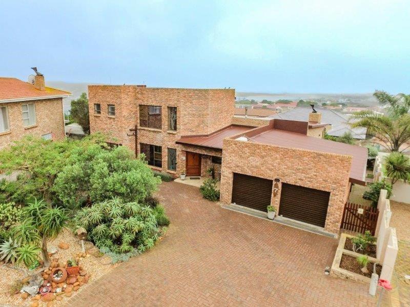 Hotel · The Owl House, Stilbaai