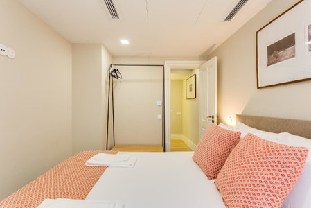 Jardins da Muralha Apartments & Suites by DA'HOME, Porto, Portugal