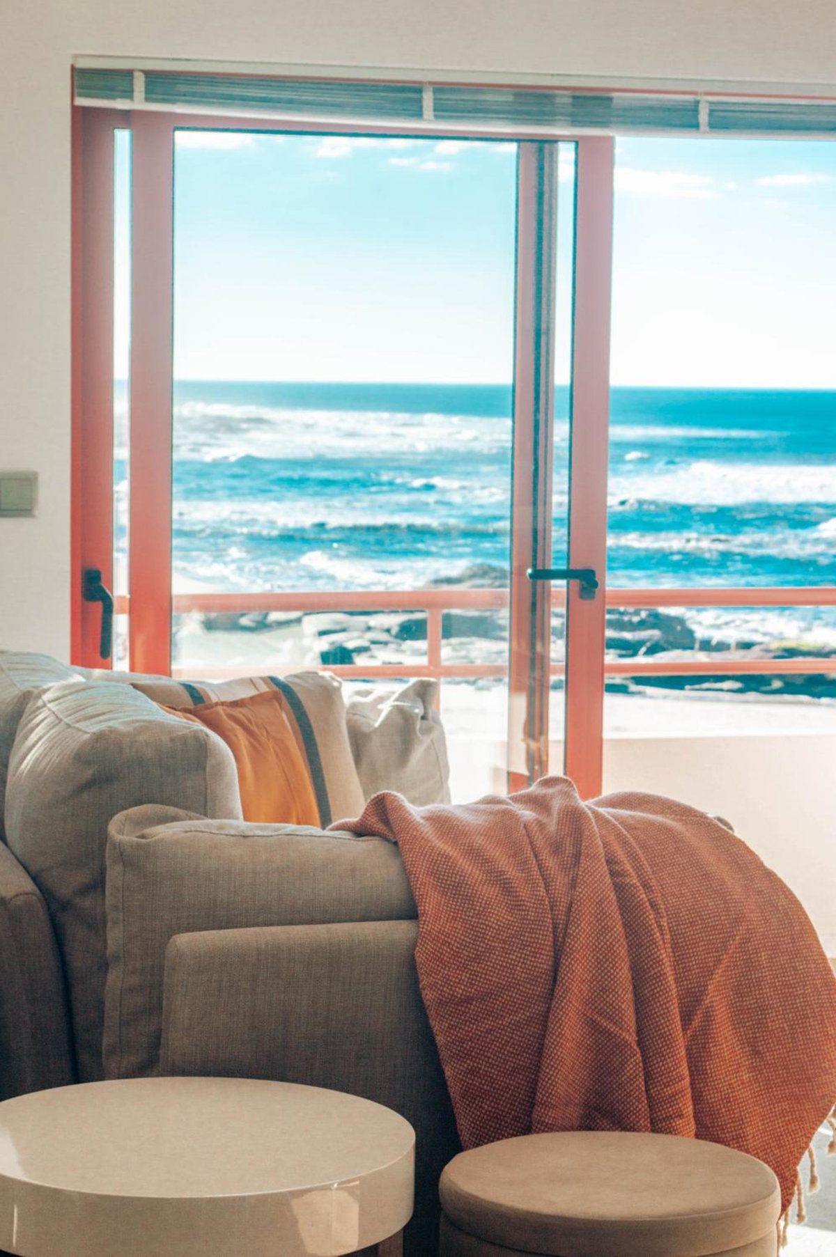 Hotel · Moledo Shoreline, Moledo