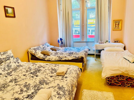 Hotel Apartment in square praha 2, Prague, Czechia