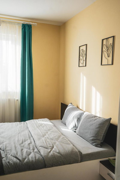Central and Modern Apartment with Free Parking, Timişoara, Romania