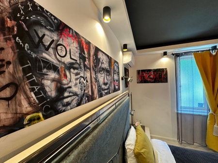 The Fame - Modern Studio in Top Location & Parking, Craiova, Romania