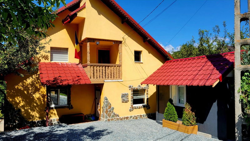 Casablanca, Podu Dîmboviţei, Romania