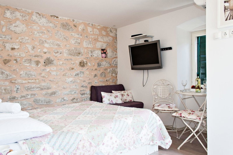 Guest House Babina - Apartments King & Queen, Split, Croatia