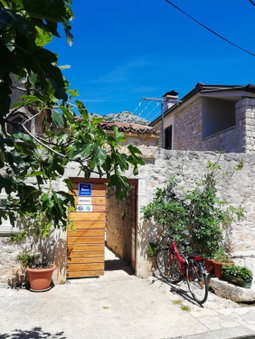 Apartments Branko, Starigrad-Paklenica, Croatia