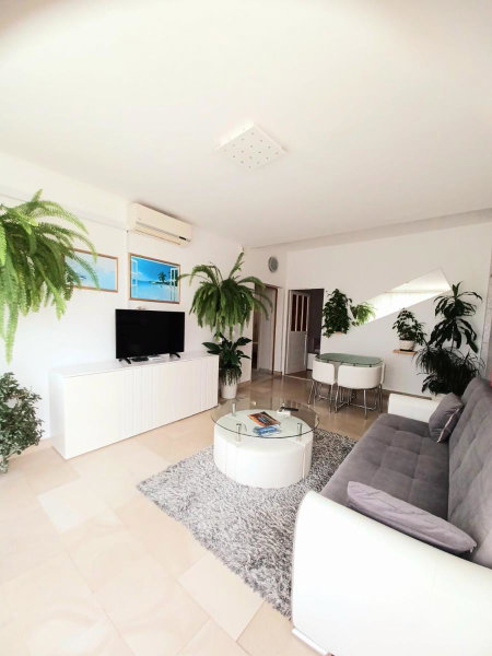 Apartment Eva, Makarska, Croatia
