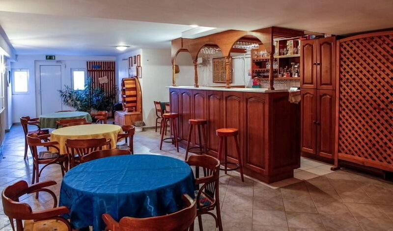 Bor Bazilika Apartman, Tarcal, Hungary
