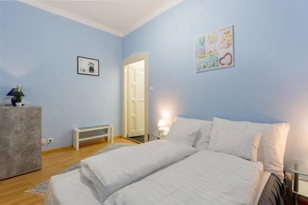 K17 Kinizsi Apartment, Budapest, Hungary