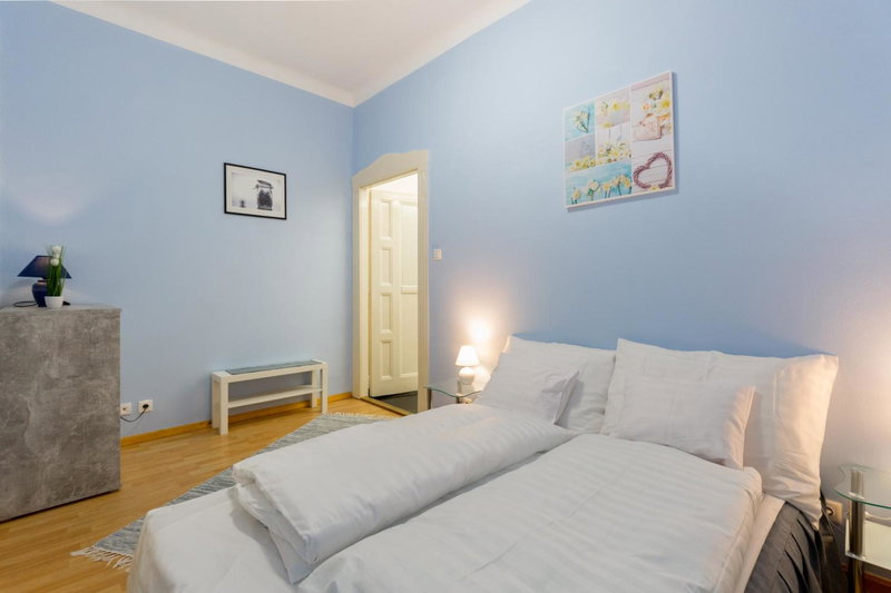 K17 Kinizsi Apartment, Budapest, Hungary