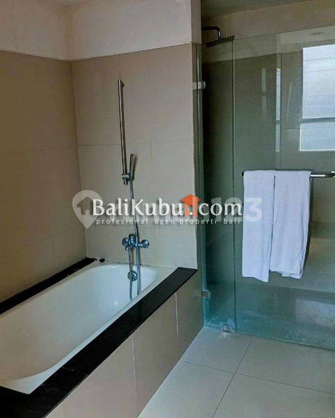 Apartment for rent in Jakarta, Indonesia · Kuta Condotel · 3 rooms, 3 baths