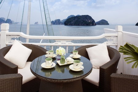 Hera Classic Boutique Cruises, Ha Long, Vietnam
