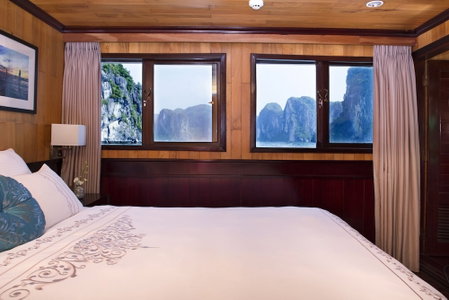 Hera Classic Boutique Cruises, Ha Long, Vietnam