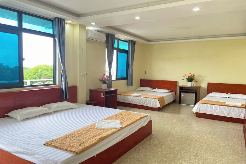 Thanh Trung Van Chay Hotel, Co To, Vietnam