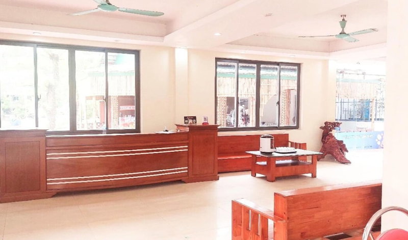 Thanh Trung Van Chay Hotel, Co To, Vietnam