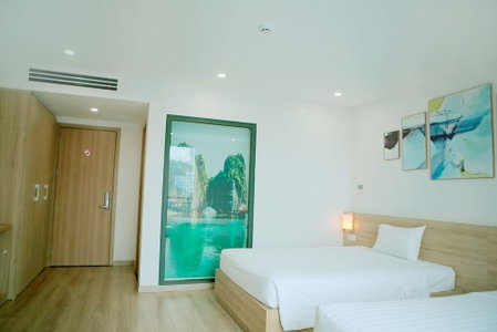 Kim Sentral Hotel, Ha Long, Vietnam