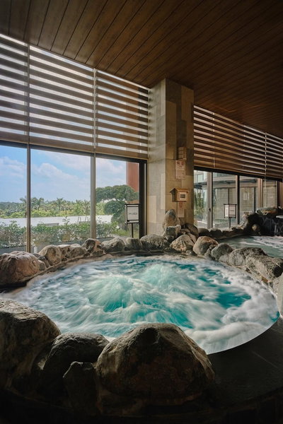 Onsen Landmark Luxury Apartments, Van Giang, Vietnam