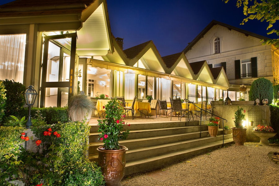 Hotel Chantilly Le Relais D'aumale, Orry-la-Ville, France