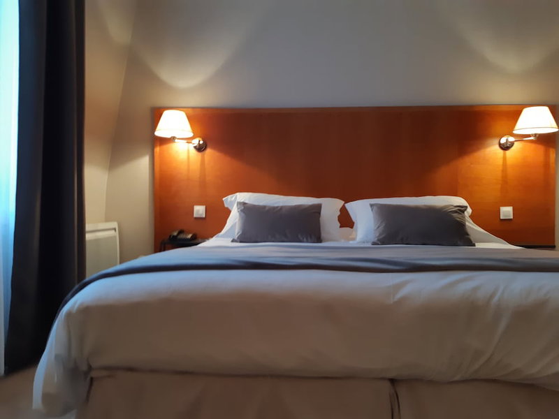 Hotel Chantilly Le Relais D'aumale, Orry-la-Ville, France