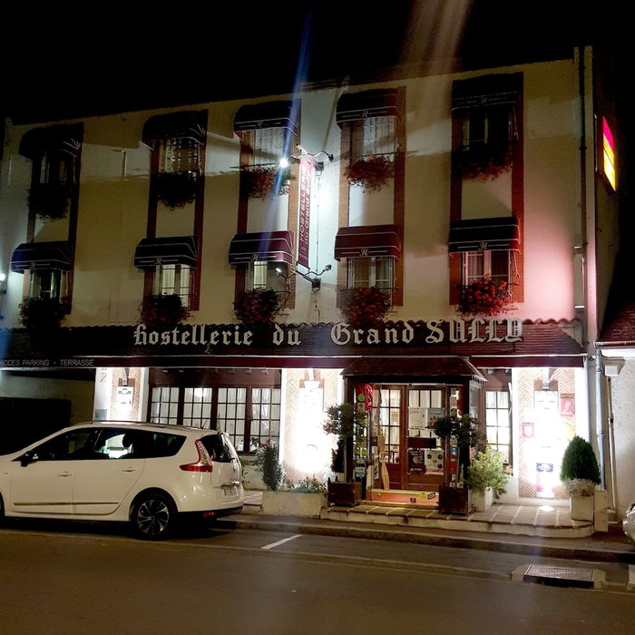 Hostellerie du Grand Sully, Sully-sur-Loire, France