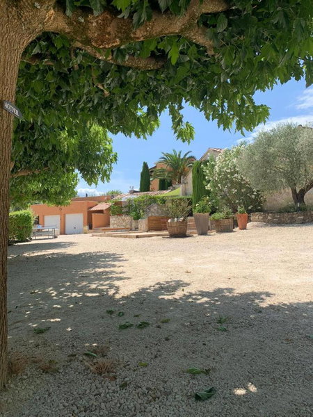 B&B La Vieille Source, Saint-Martin-dʼArdèche, France