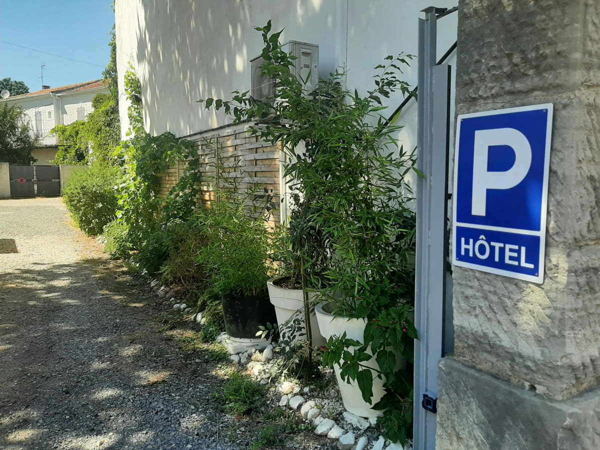 Hotel · hôtel la tour des fées, Quissac